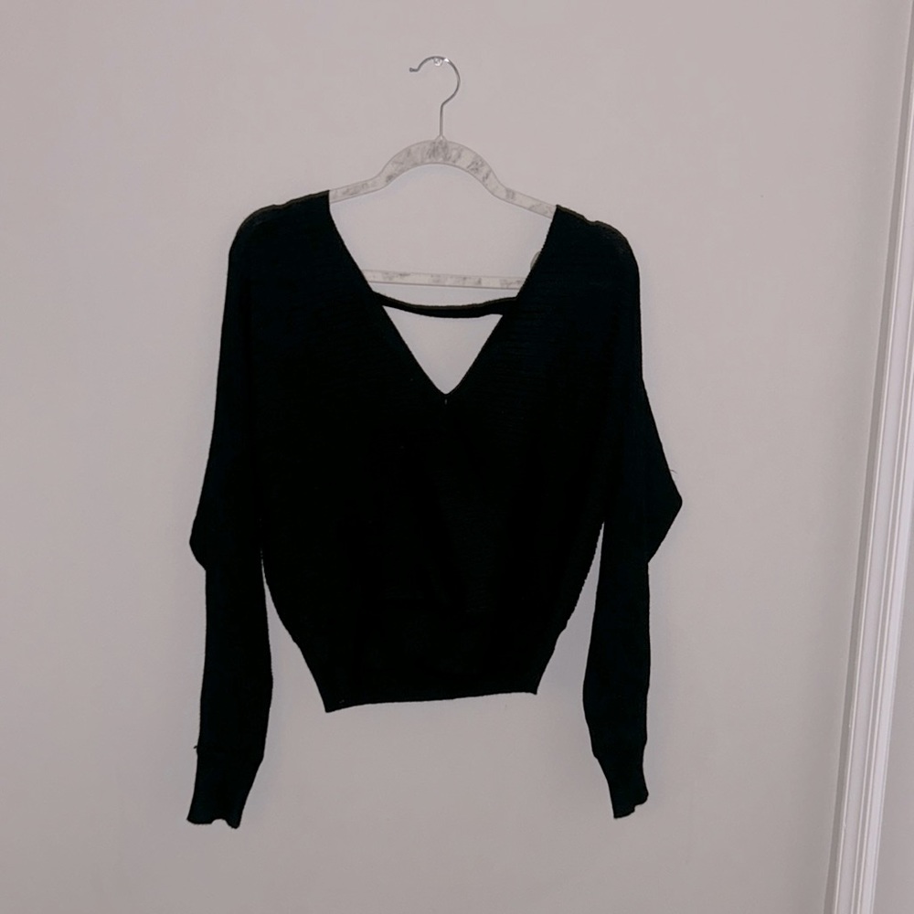 Cross cross sweater